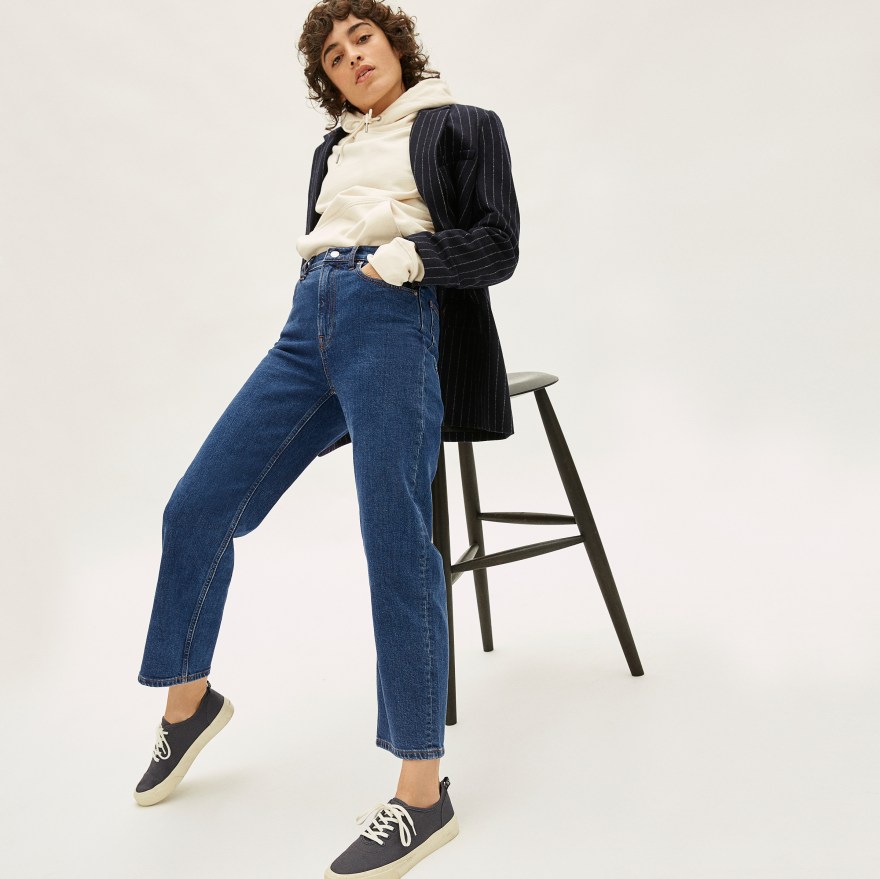 Picture of: How To Find Timeless Jeans You’ll Want To Wear Forever  Chatelaine